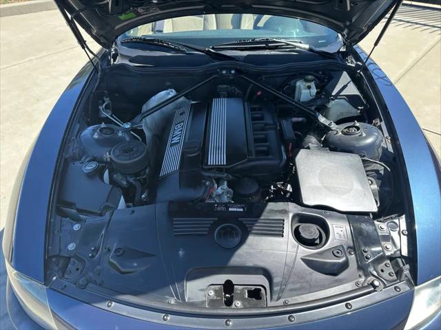 2005 BMW Z4 2.5i