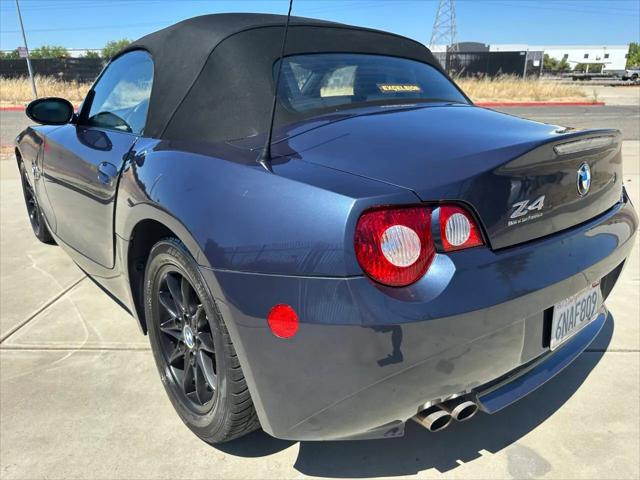 2005 BMW Z4 2.5i