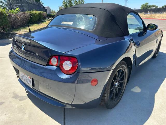 2005 BMW Z4 2.5i