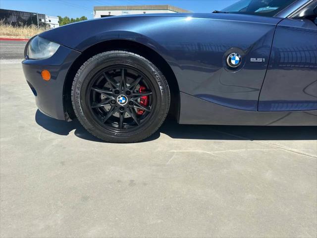 2005 BMW Z4 2.5i