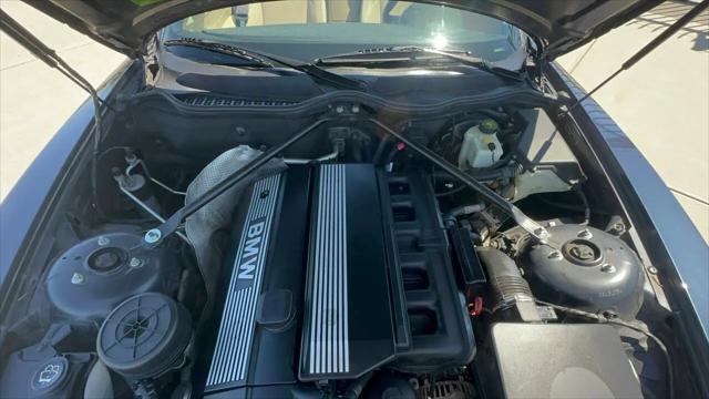2005 BMW Z4 2.5i