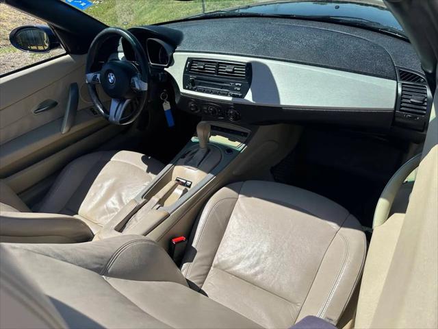 2005 BMW Z4 2.5i