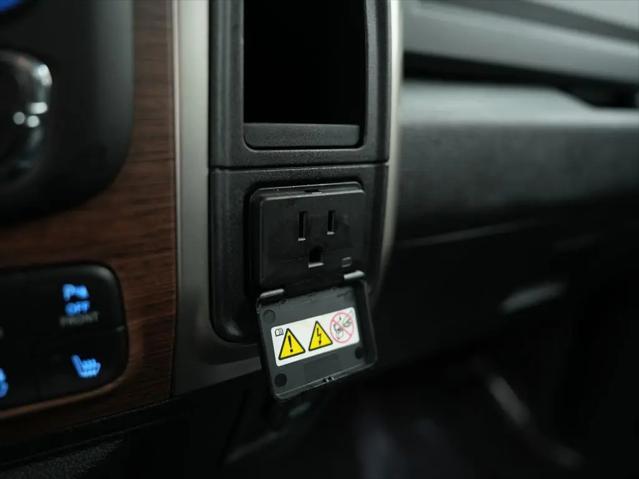 2018 Ram 1500 Laramie Crew Cab 4x4 57 Box
