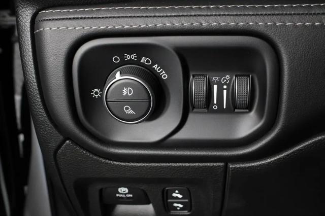 2024 Ram 1500 Limited Crew Cab 4x4 57 Box