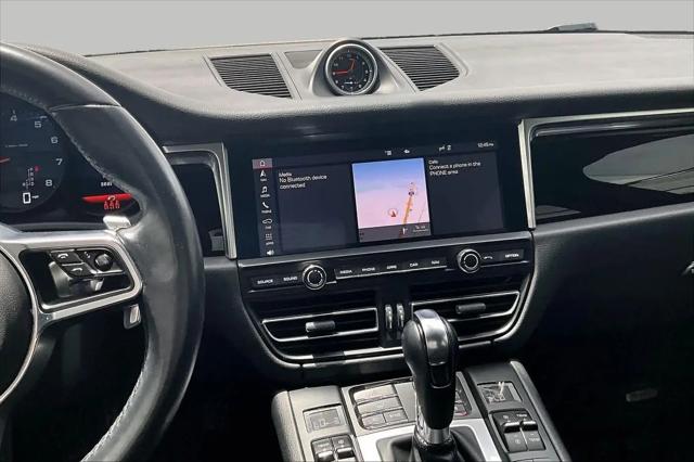 2021 Porsche Macan Macan