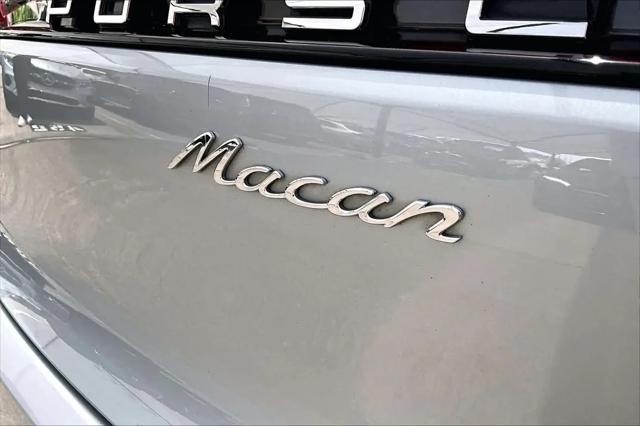 2021 Porsche Macan Macan