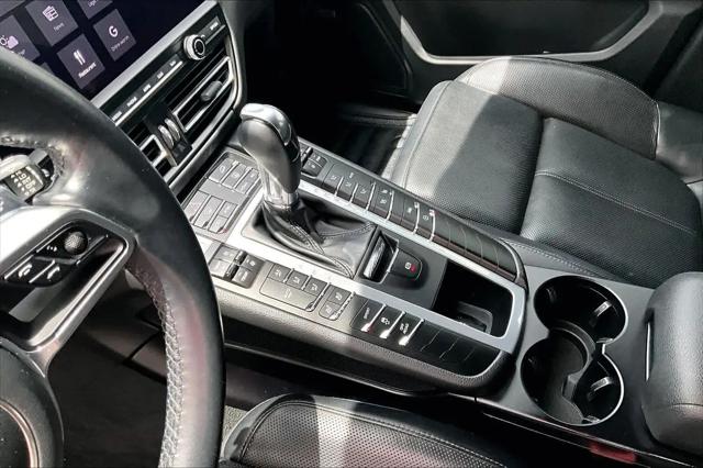 2021 Porsche Macan Macan