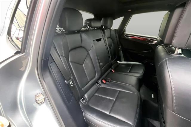 2021 Porsche Macan Macan