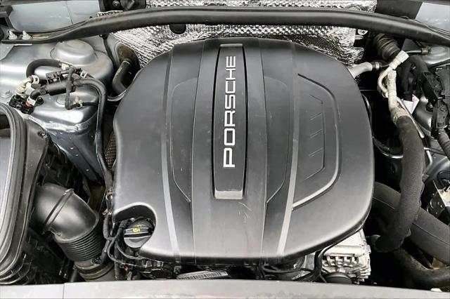 2021 Porsche Macan Macan