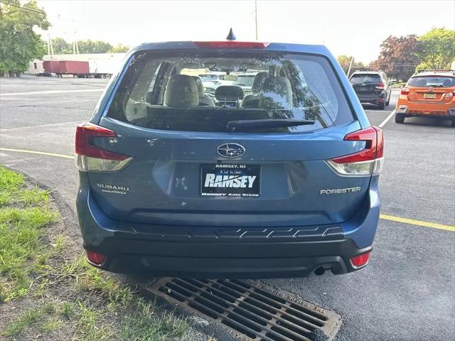 2023 Subaru Forester Base