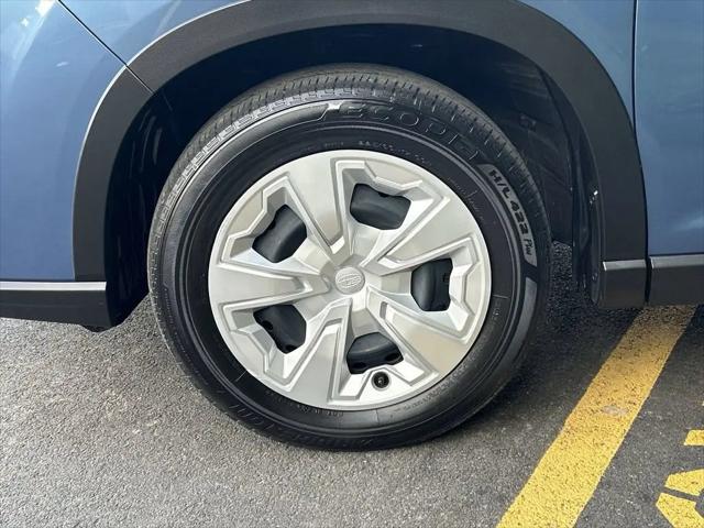 2023 Subaru Forester Base