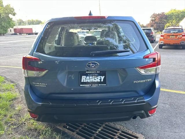2023 Subaru Forester Base