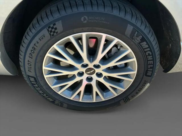 2025 Genesis GV80 2.5T Standard AWD