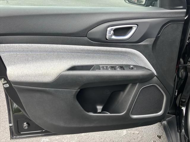 2022 Jeep Compass Latitude FWD