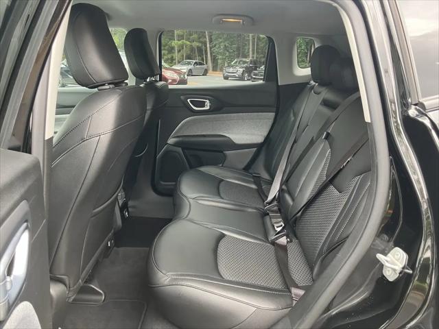 2022 Jeep Compass Latitude FWD