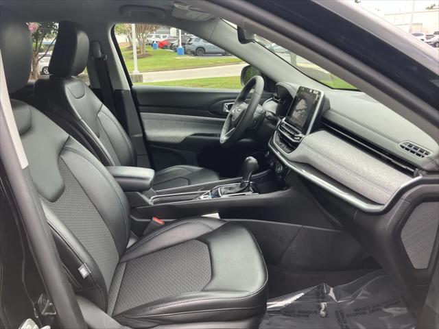 2022 Jeep Compass Latitude FWD
