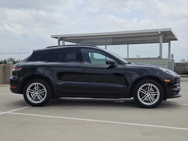 2021 Porsche Macan Macan