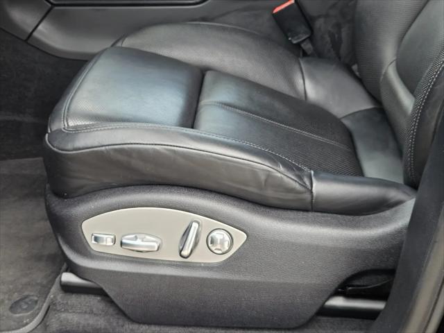2021 Porsche Macan Macan
