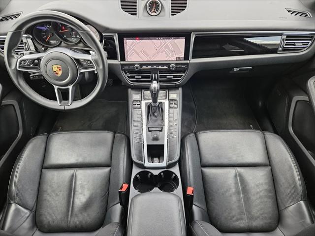2021 Porsche Macan Macan