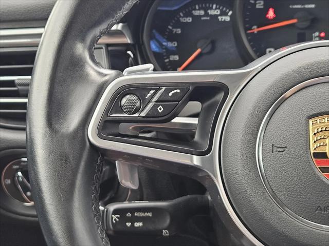 2021 Porsche Macan Macan