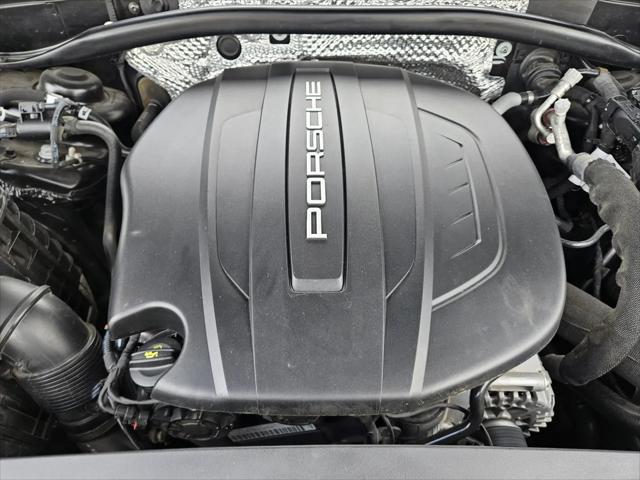 2021 Porsche Macan Macan