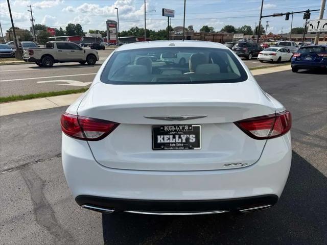 2015 Chrysler 200 C