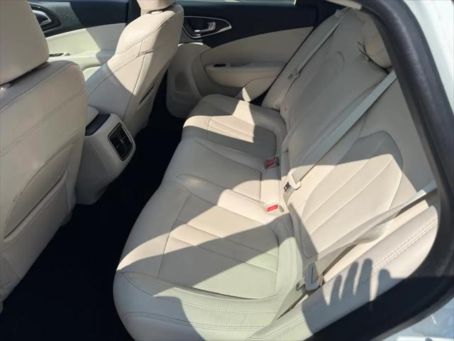 2015 Chrysler 200 C