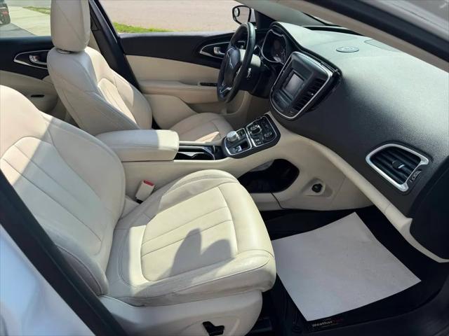 2015 Chrysler 200 C