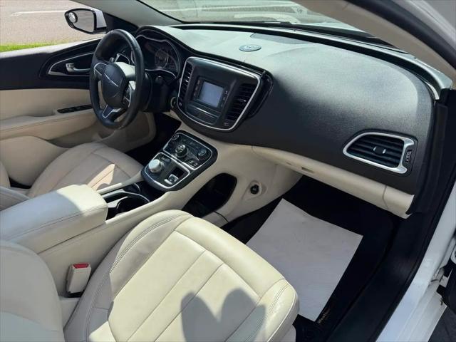 2015 Chrysler 200 C