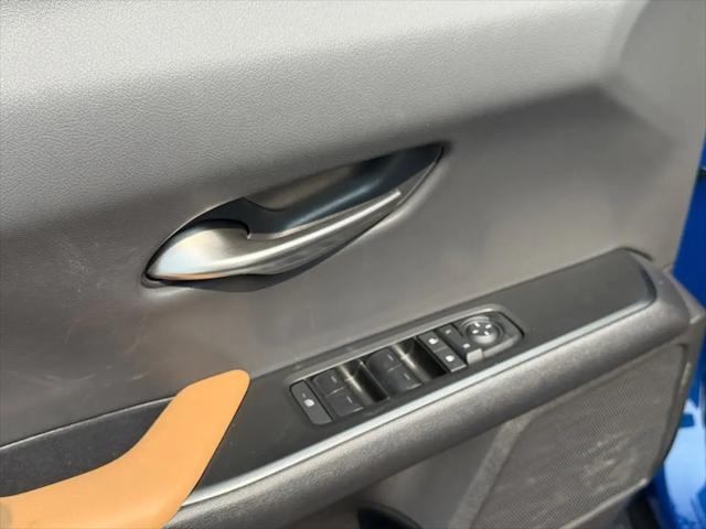 2025 Lexus 300 Premium