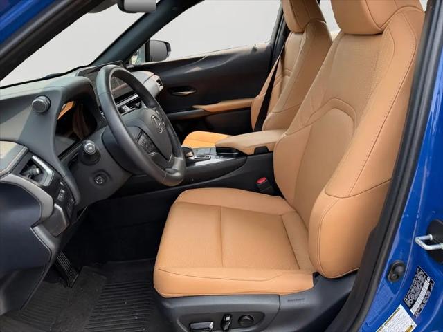 2025 Lexus 300 Premium