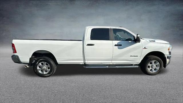 2024 Ram 3500 Big Horn Crew Cab 4x4 8' Box