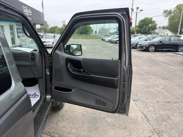 2008 Mazda 4000 SE