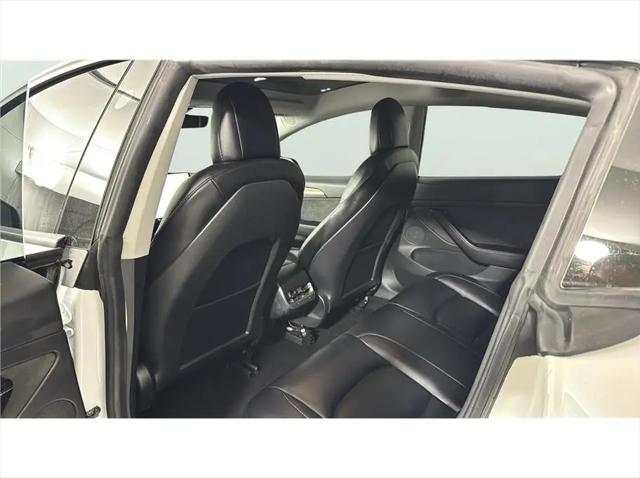 2021 Tesla Model 3 Standard Range Plus Rear-Wheel Drive