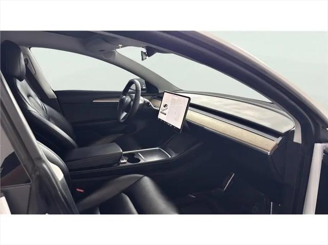 2021 Tesla Model 3 Standard Range Plus Rear-Wheel Drive