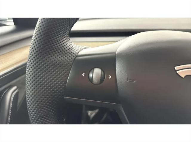 2021 Tesla Model 3 Standard Range Plus Rear-Wheel Drive