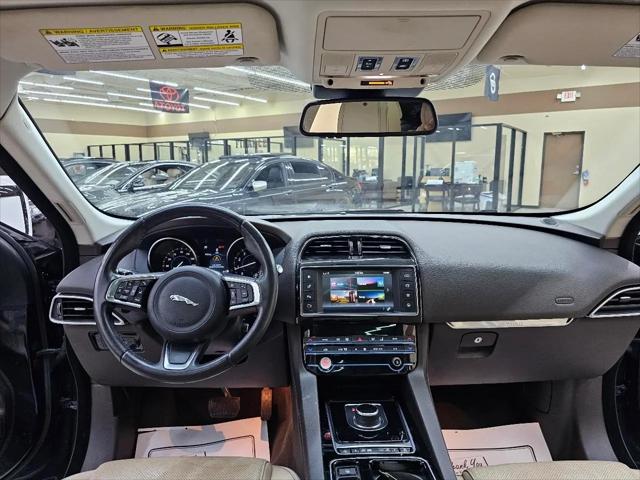 2018 Jaguar F-PACE 25t Prestige