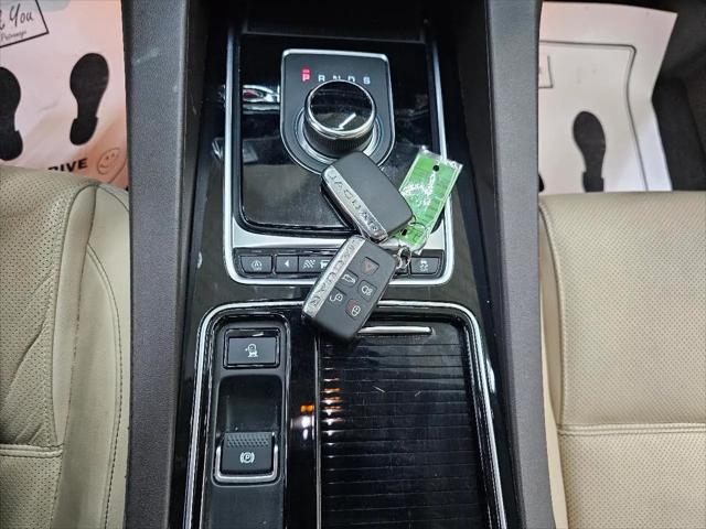 2018 Jaguar F-PACE 25t Prestige
