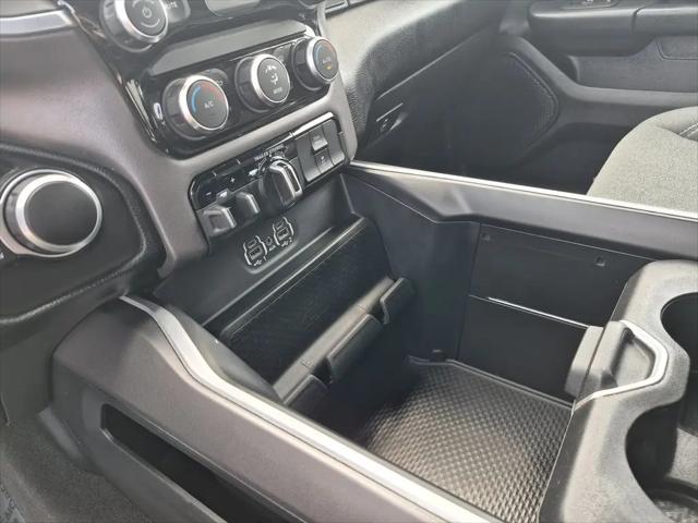 2022 Ram 1500 Big Horn Quad Cab 4x4 64 Box