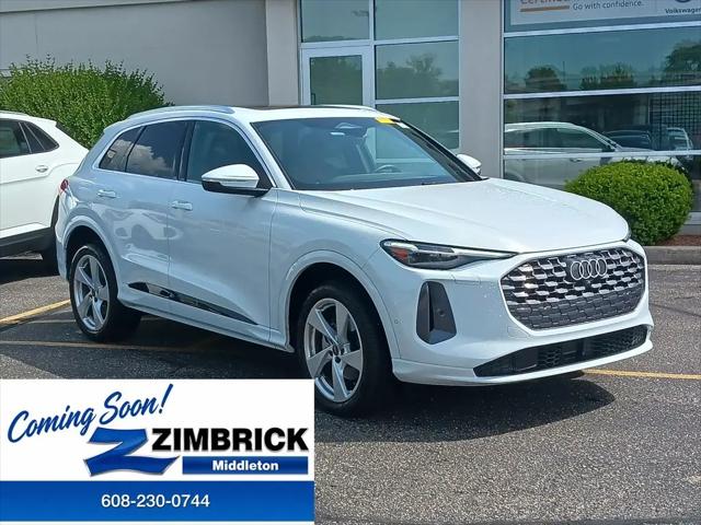2025 Audi Q5 Premium Plus TFSI quattro S tronic for sale in Middleton, WI