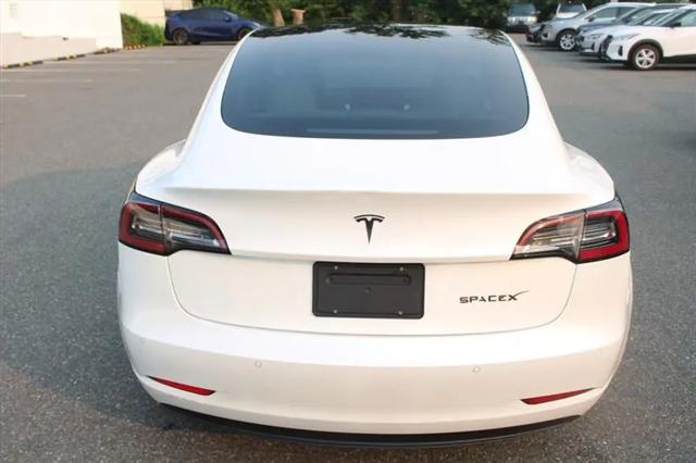 2021 Tesla Model 3 Standard Range Plus Rear-Wheel Drive