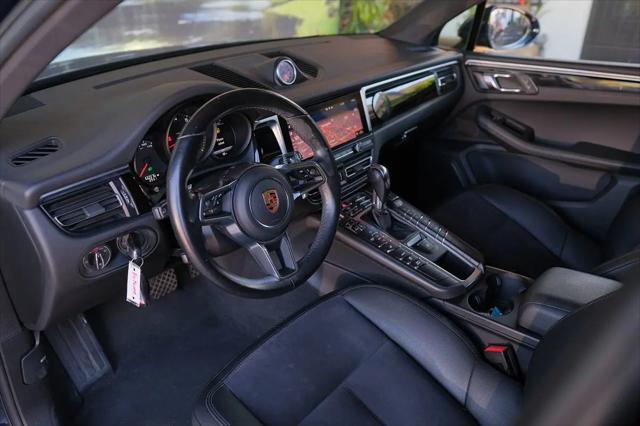 2020 Porsche Macan Macan