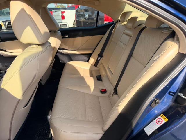2015 Lexus IS 250 Crafted Line