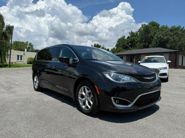 2019 Chrysler Pacifica Touring Plus for sale in Madisonville, KY