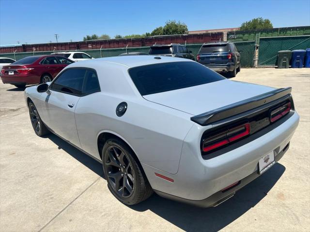 2020 Dodge Challenger SXT