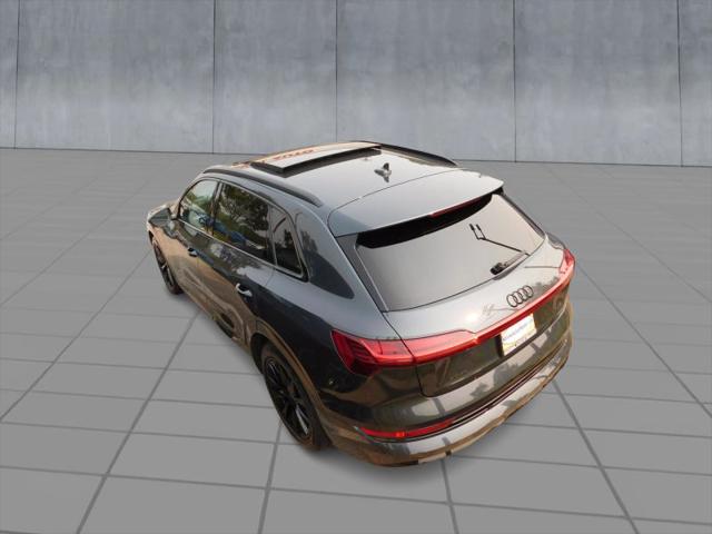 2021 Audi e-tron Premium quattro