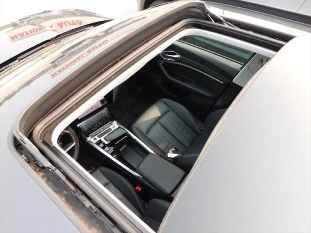 2021 Audi e-tron Premium quattro