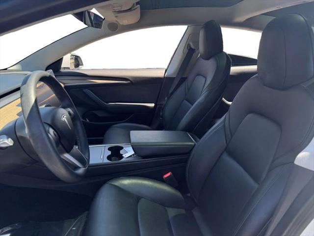2022 Tesla Model 3 Rear-Wheel Drive