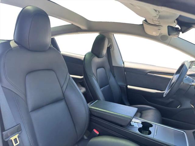 2022 Tesla Model 3 Rear-Wheel Drive