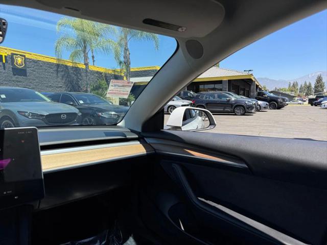 2022 Tesla Model 3 Rear-Wheel Drive